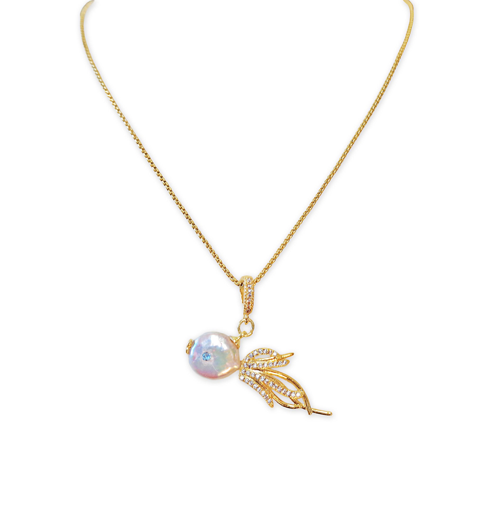 Freshwater pearl AAAA pendant necklace,stainless steel gold