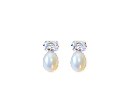 Fresh water pearl white stud earring, cubic zirconia sterling silver