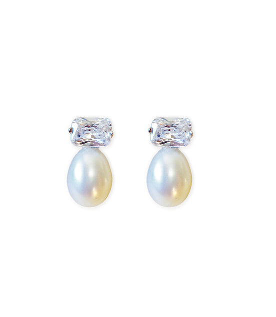 Fresh water pearl white stud earring, cubic zirconia sterling silver