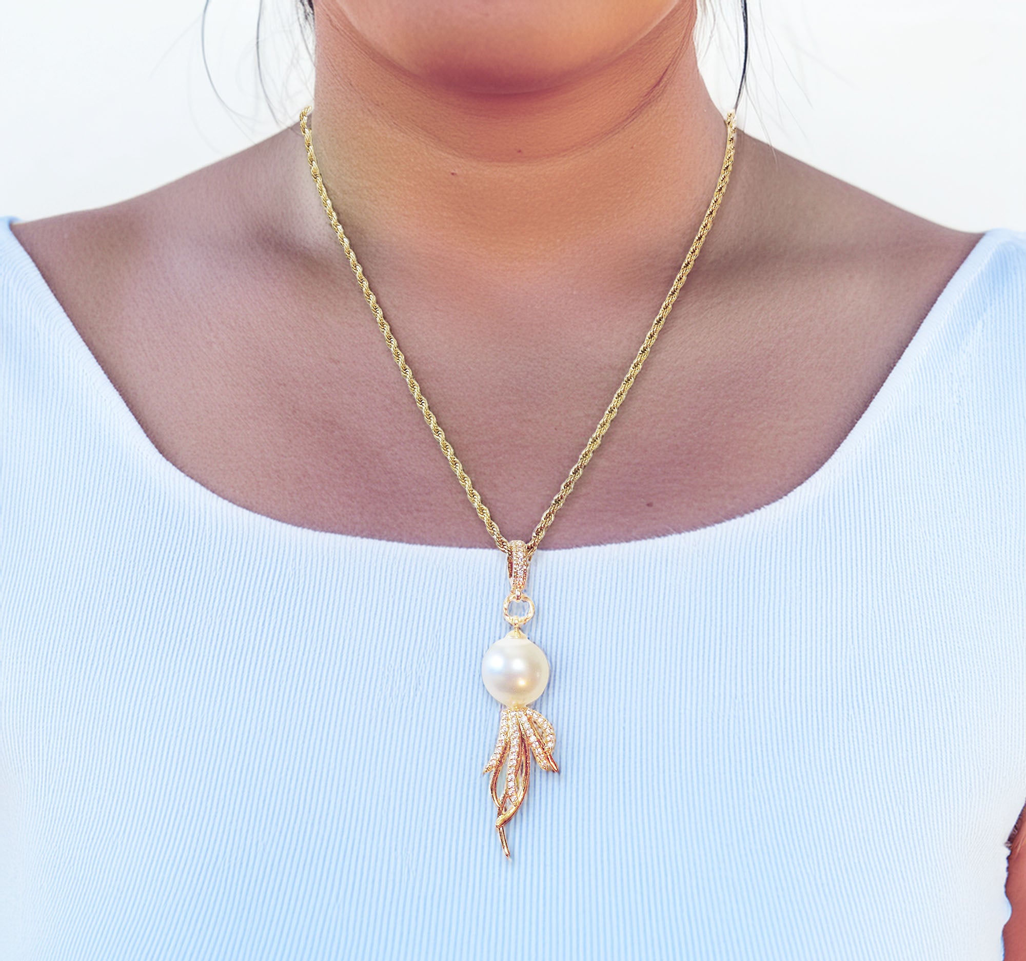 Austrian crystal 12mm round pearl pendant necklace,white ,stainless steel gold