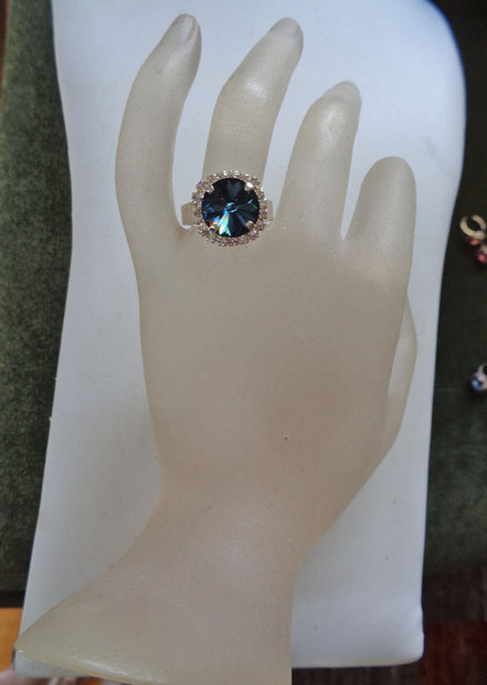 Crystal  halo rivoli finger  ring  aquamarine ,rhodium silver