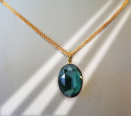 Crystal oval drop  pendant necklace,royal green