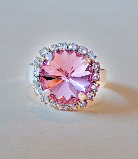 Crystal halo round finger ring light pink ,rhodium silver