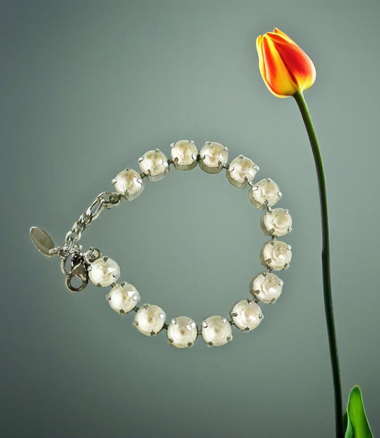 Crystal tennis bracelet cream laquer,rhodium silver