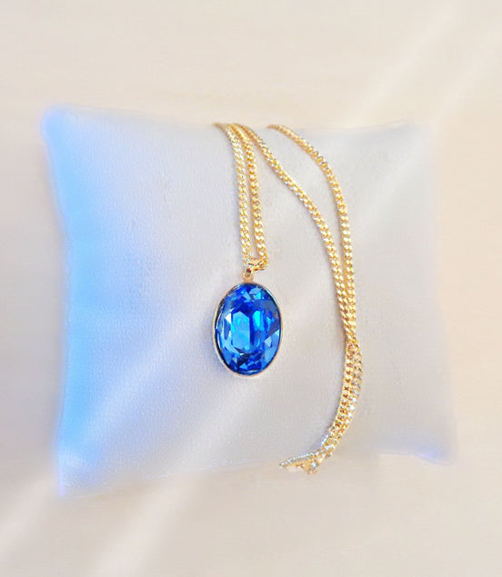 Crystal oval drop pendant necklace,icy blue
