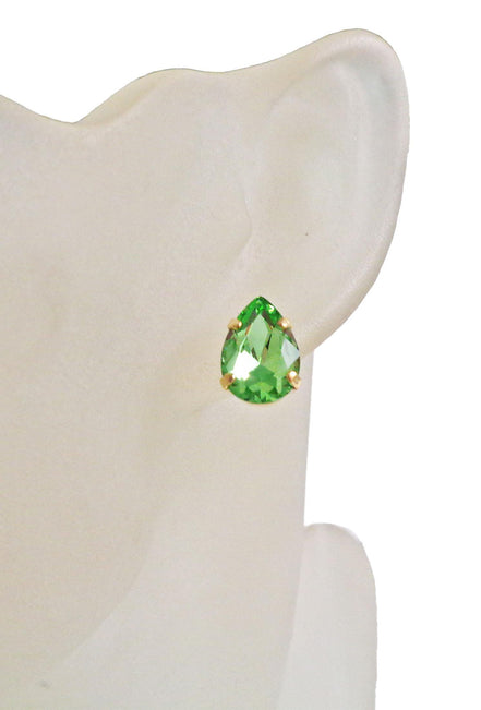 Crystal pear stud earrings green ,yellow gold