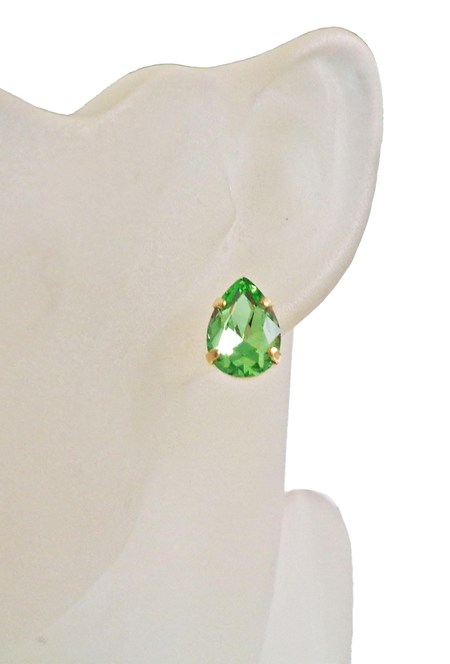 Crystal pear stud earrings green ,yellow gold