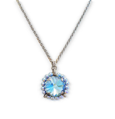 Crystal and pearl round pendant necklace aquamarine