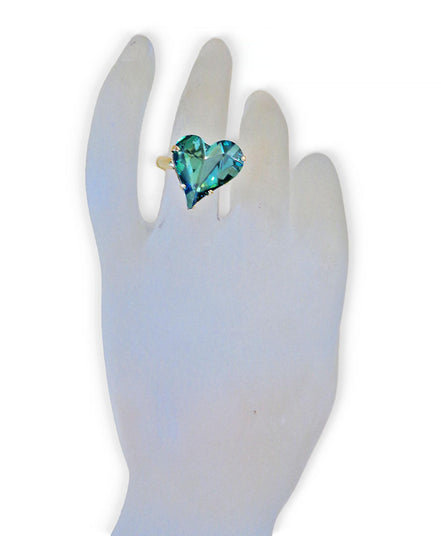 Crystal sweetheart stone ring,green,yellow gold