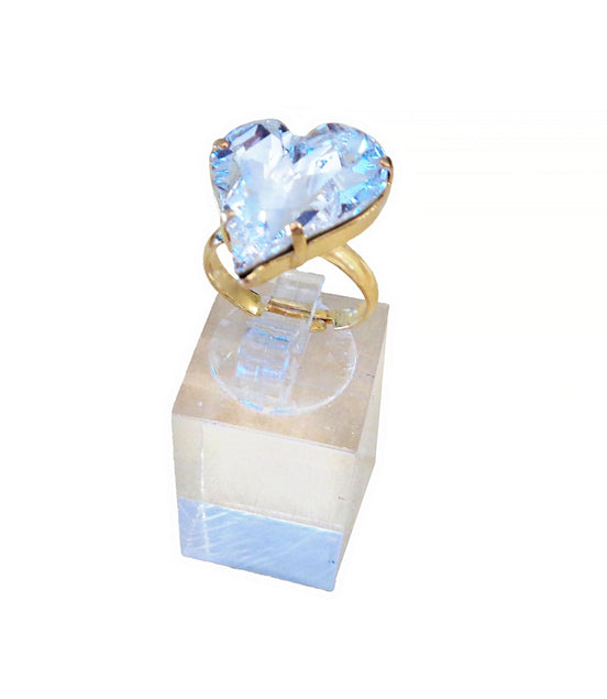 Crystal sweetheart stone ring,clear crystal,yellow gold