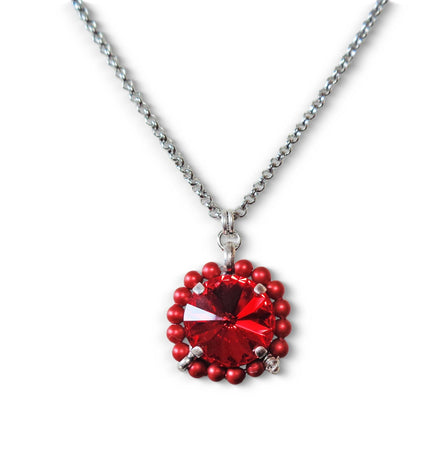 Crystal and pearl round pendant necklace red siam