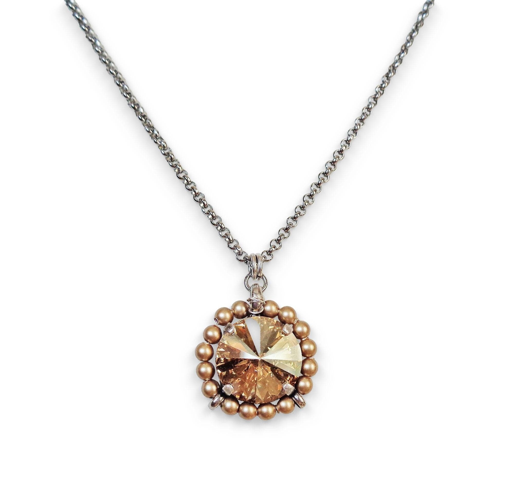 Crystal and pearl round pendant necklace golden shadow