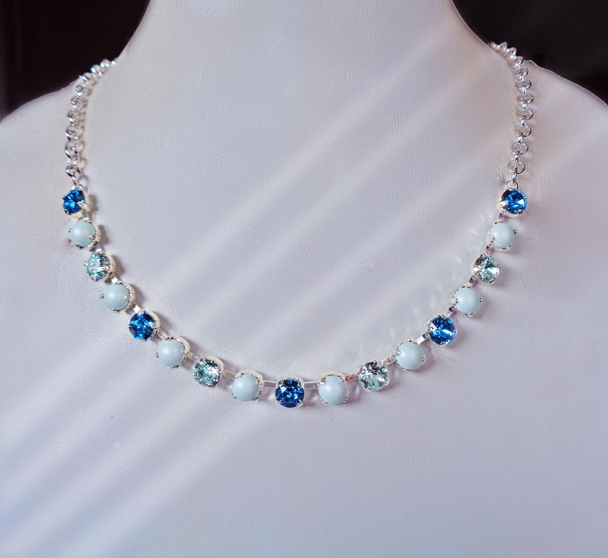Collier en cristaux et perles Swarovski, bleu glacier, bleu pastel, plaqué argent brillant