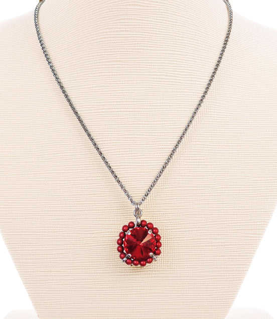 Crystal and pearl round pendant necklace red siam