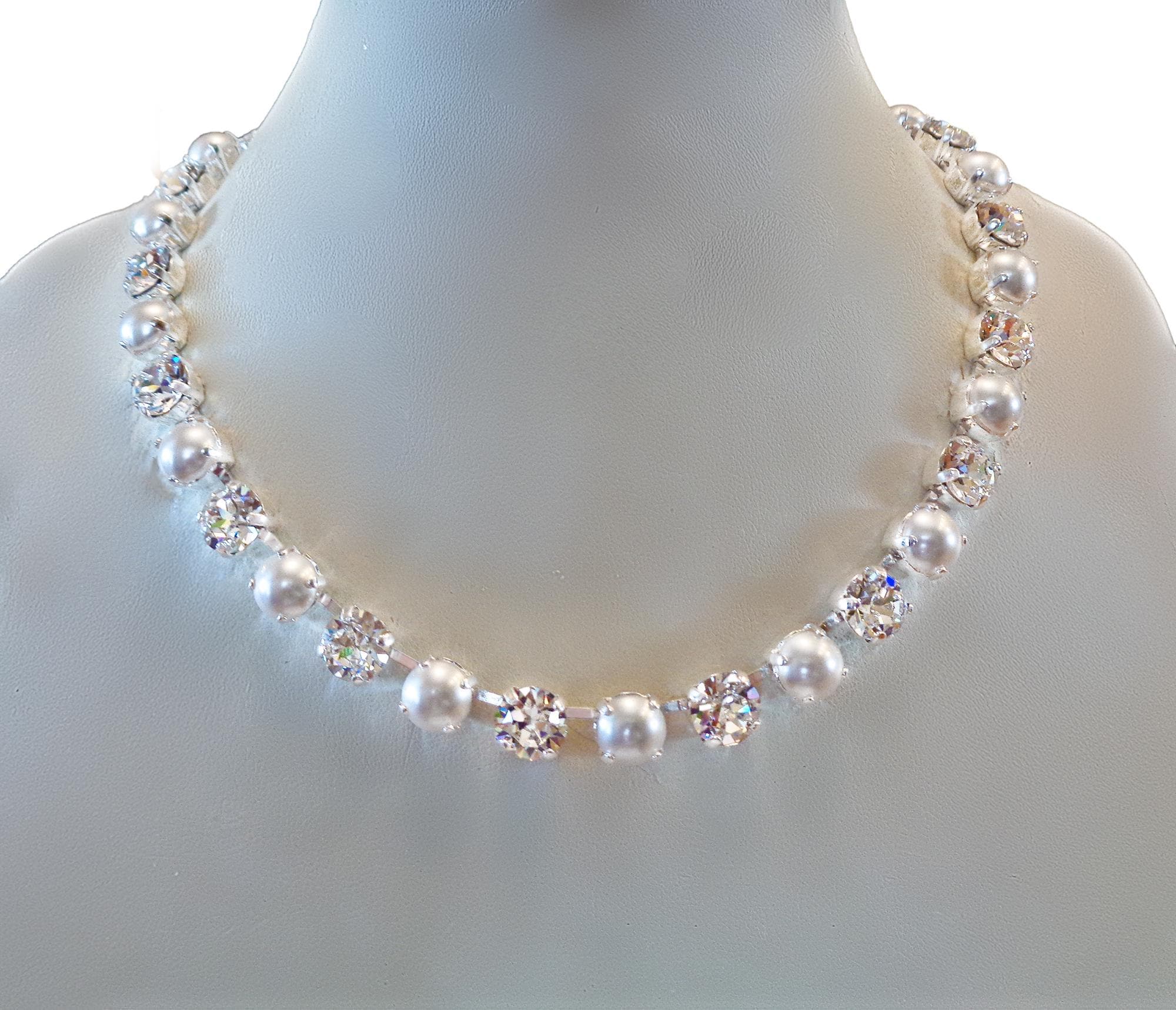 CLEAR GLAMOUR Austrian crystal and pearls tennis necklace, clear crystal,white