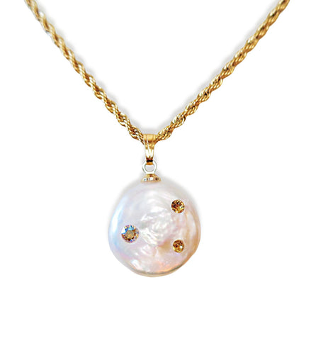 Freshwater pearl  pendant,with golden topaz crystal,gold plated