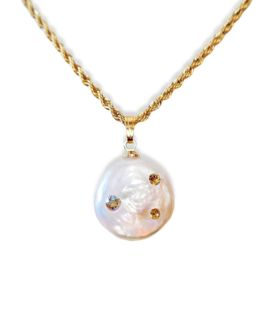 Freshwater pearl  pendant,with golden topaz crystal,gold plated