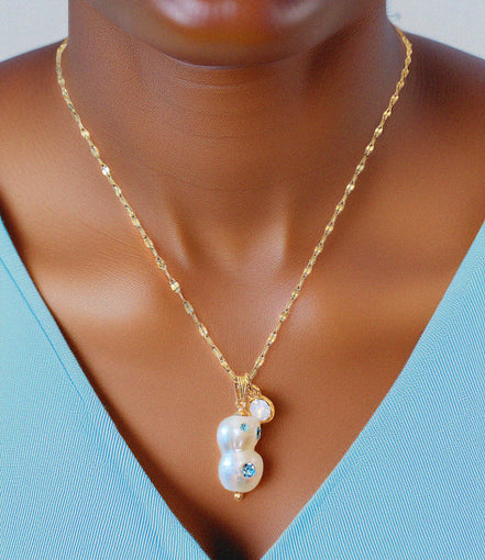 Baroque freshwater pearl pendant , gold stainless steel