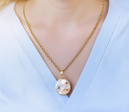 Freshwater pearl  pendant,with golden topaz crystal,gold plated